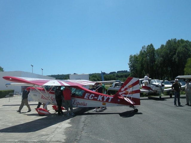Avión de acrobacias 